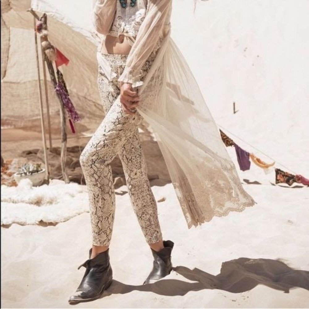 Spell & The Gypsy Aloha Python Jets Pants - Picture 1 of 10